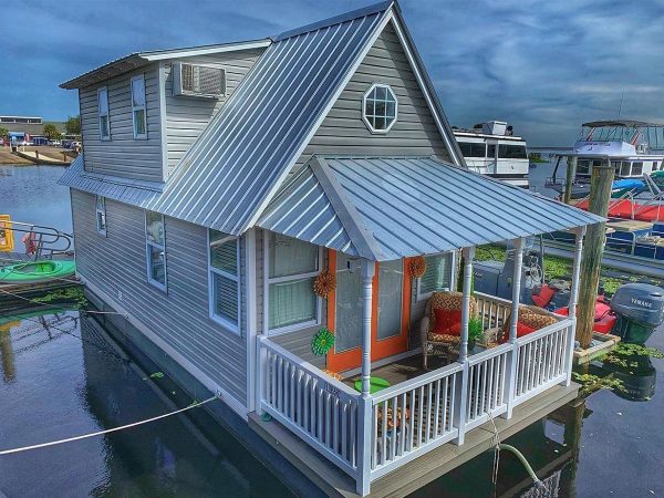 Tinyhouse Boat