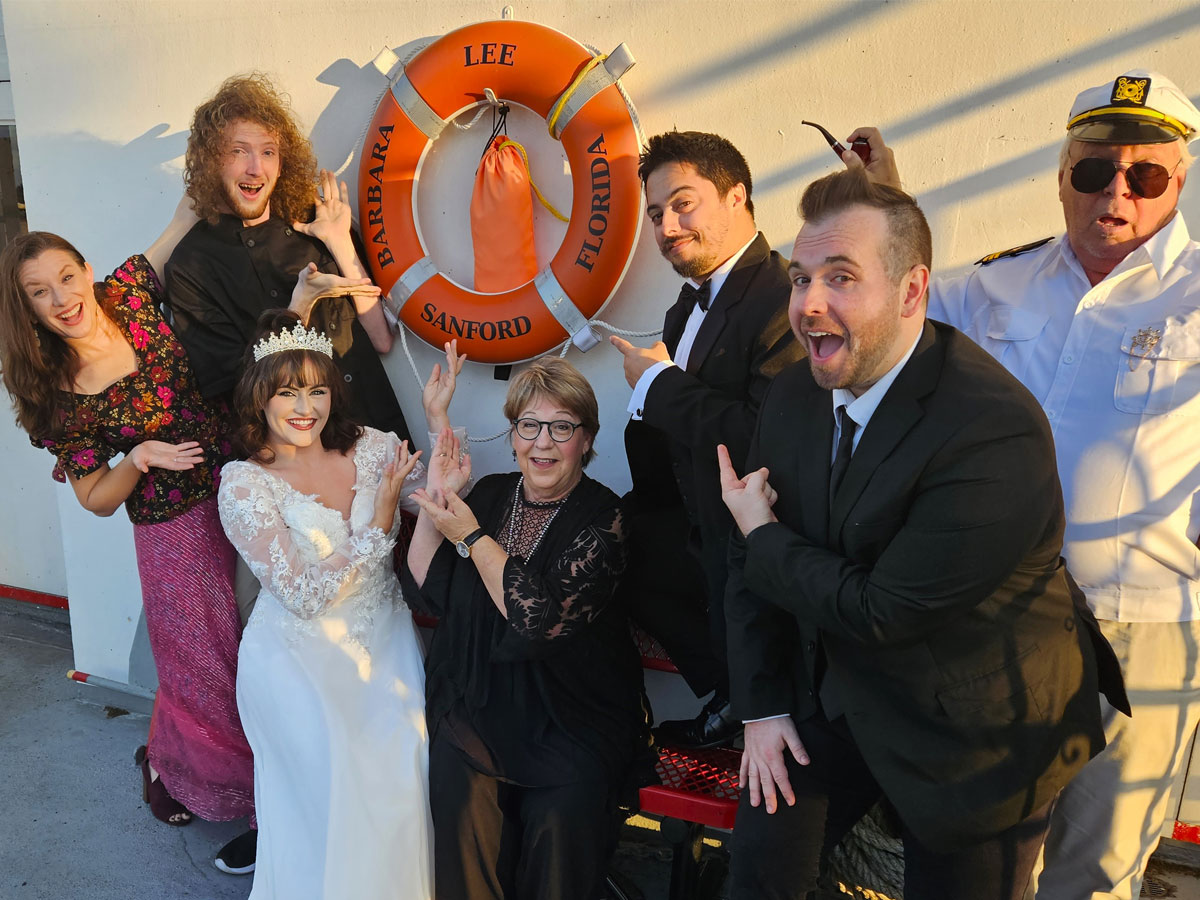 Comedy Wedding Dinner Theater on St Johns River
